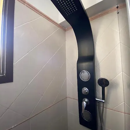 Mazzini Apartament *